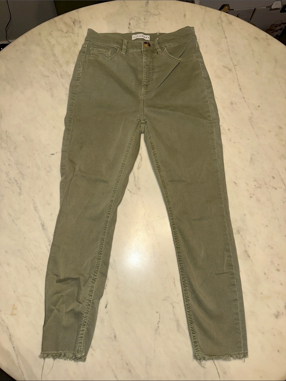 LOFT Olive Green High-Rise Cropped Jeans size 2